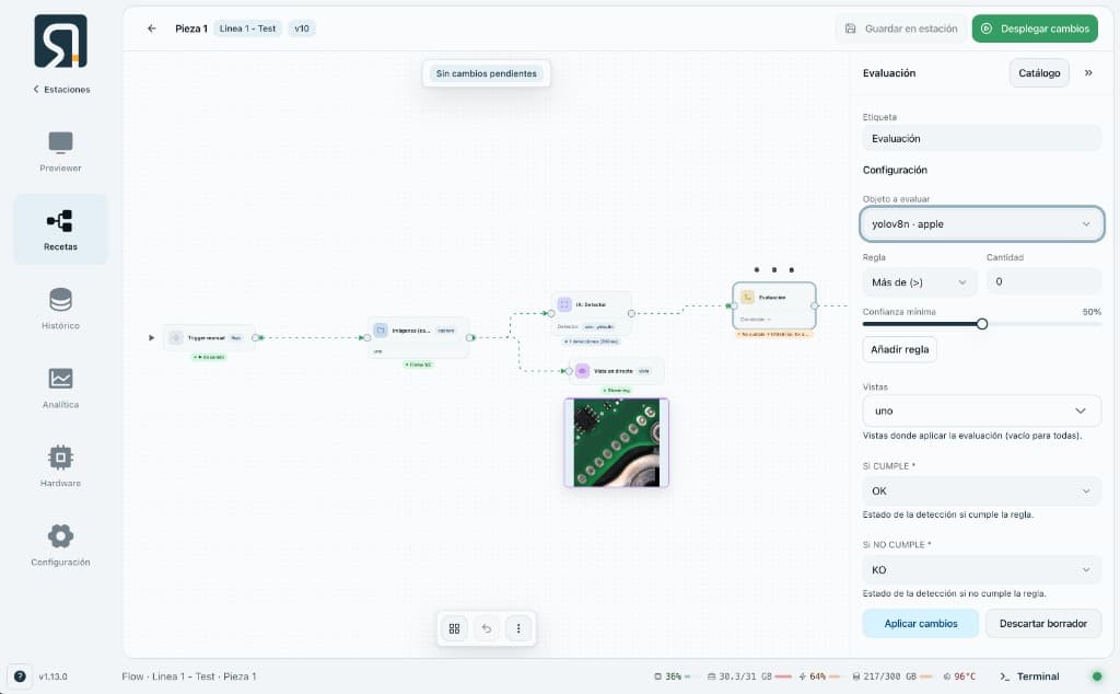 Recipe flow canvas with trigger, images, detector, live view, and Evaluación inspector